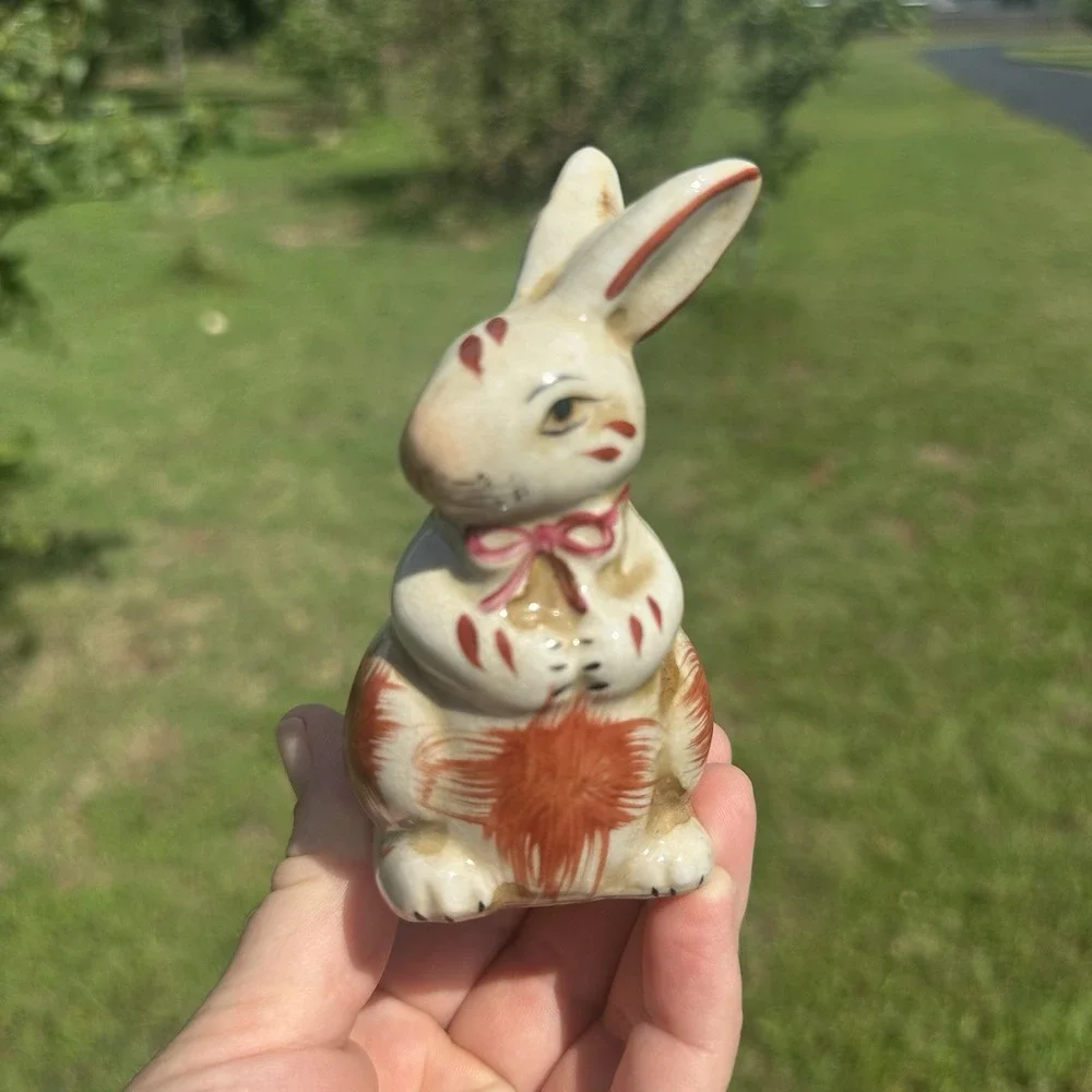 Staffordshire Style Bunny Rabbit Small Porcelain Figurine 4
